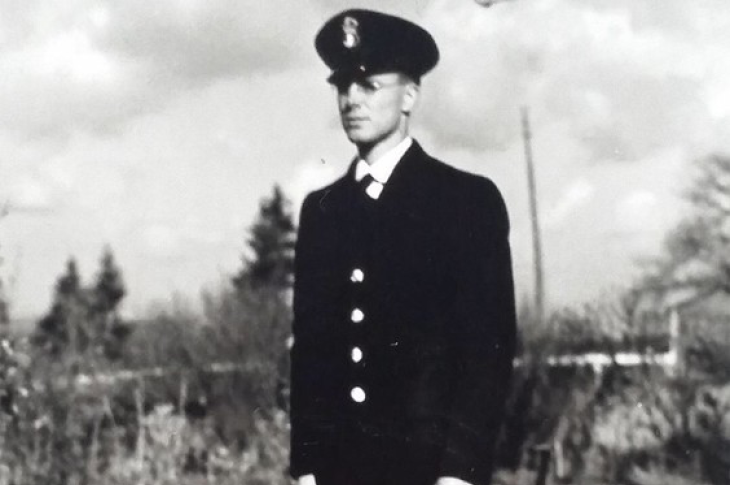 Clarence Hollingworth dressed in his naval suit during the Second World War