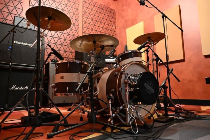  crooks hollow studio drums